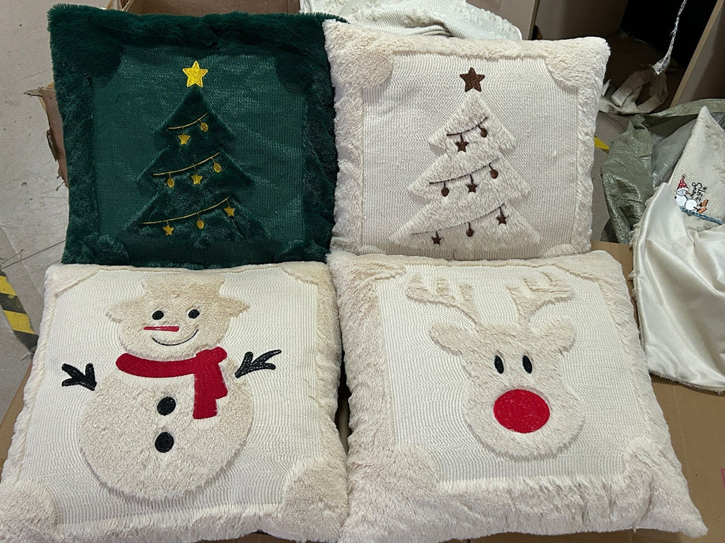 Set of 2 Christmas Cushion Covers - Off-White Snowflake