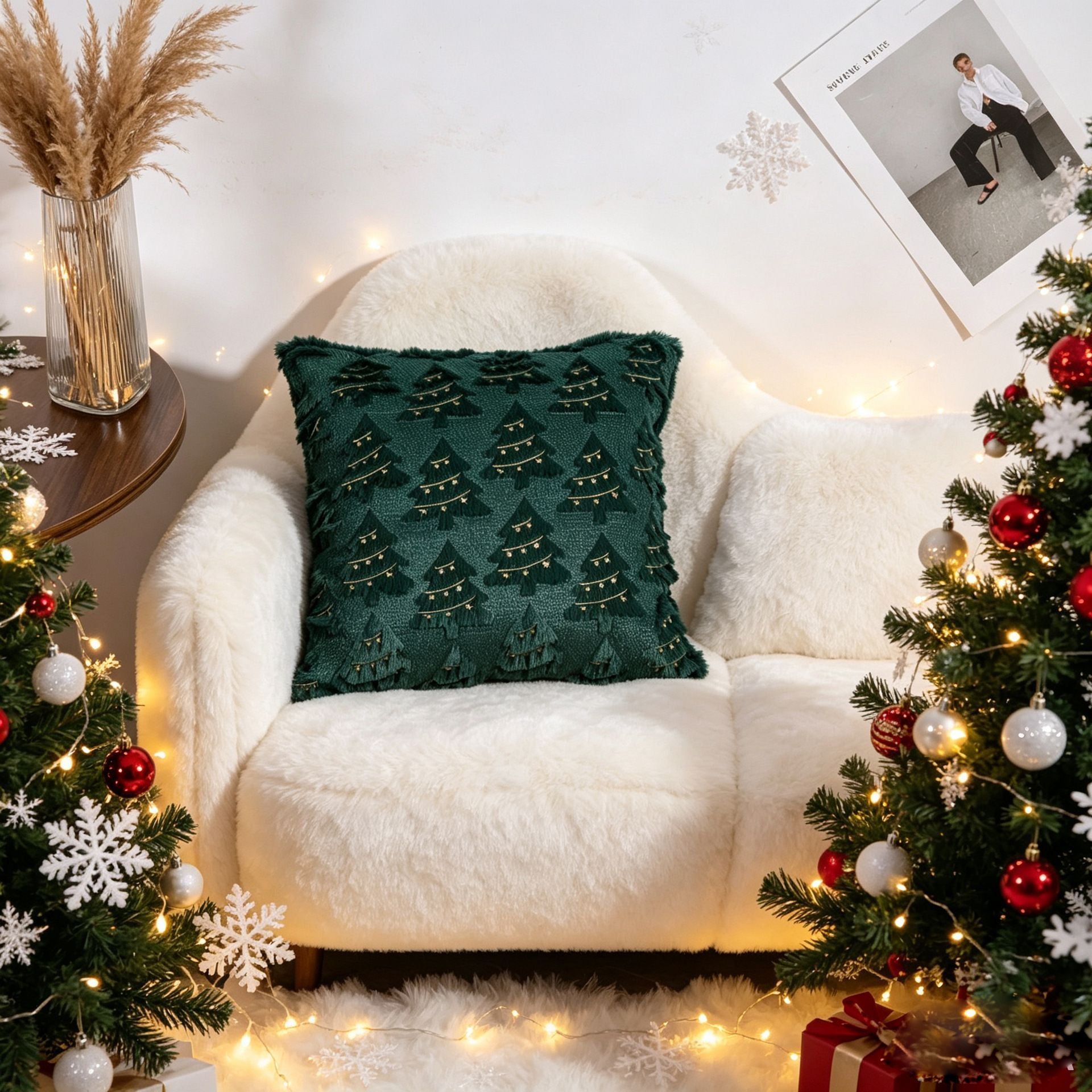 Set of 2 Christmas Cushion Covers (Pillow filling not included)-Style 28